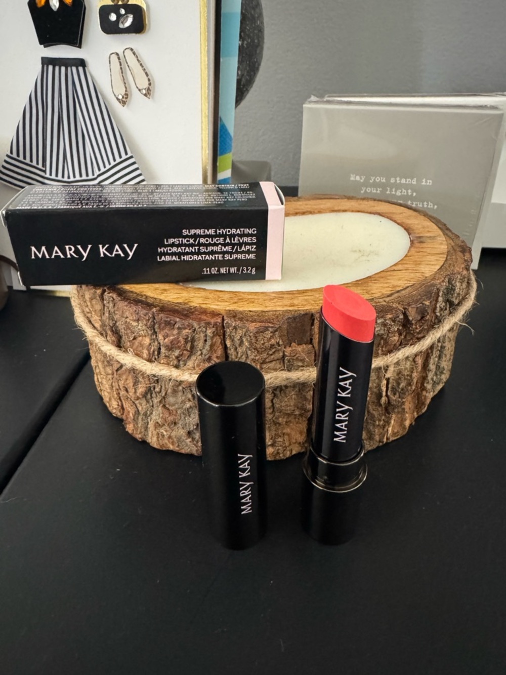 Mary Kay Supreme Hydrating Lipstick - Coral Confetti
